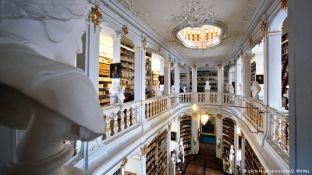 Bibliotekat më të bukura të botës [foto]