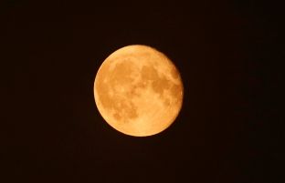 Mos e humbni sonte këtë rast – shfaqet super-Hëna