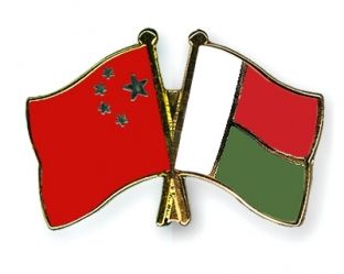 Sa janë të ngjashëm kinezët me italianë?