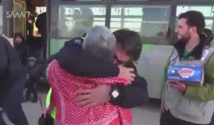 Video emocionuese e ribashkimit të vëllezërve sirianë nga Aleppo pas shumë vjetësh