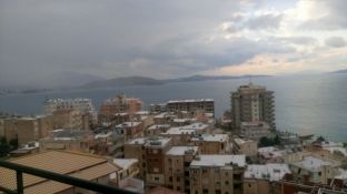 Bie bora e parë në Sarandë pas 15 vjetësh [foto/video]