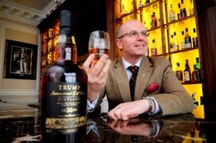 Uiski “Trump”, shitet për afër 7 mijë euro në ankand