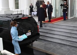 Trump, presidenti i parë që nuk e priti gruan