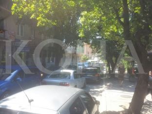 Rrugët në kryeqytet po i ngushtojmë edhe vetë [foto]