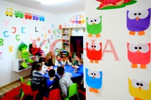 Edhe pse u besojnë edukatorëve, prindërit duan kamera në çerdhe [video]