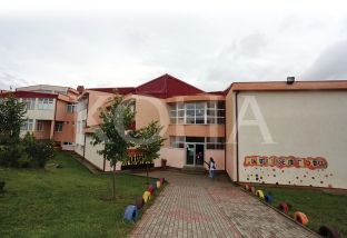 Shkolla që ruan librat për ta kursyer buxhetin e shtetit