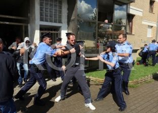 Sërish protestues te shtëpia e Shpend Ahmetit, thonë se nuk do të ndalen