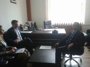 Gecajt i dështon takimi me Ahmetin për Ligjin për Prishtinën, takohet me Kryesuesin e Kuvendit