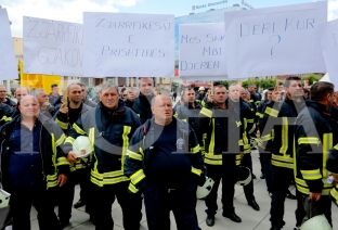 Zjarrfikësit në grevë nëse Qeveria nuk ua rregullon statusin juridik