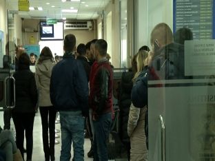 Sistemi i patestuar i intranetit shkakton kaos nëpër sportelet e komunave