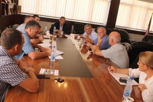 Sëmundja Gungore e Lëkurës së gjedhëve alarmon Deçanin