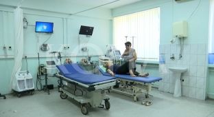 Spitali i Prizrenit pranon vetëm raste urgjente për operim – stafi në pushim [video]