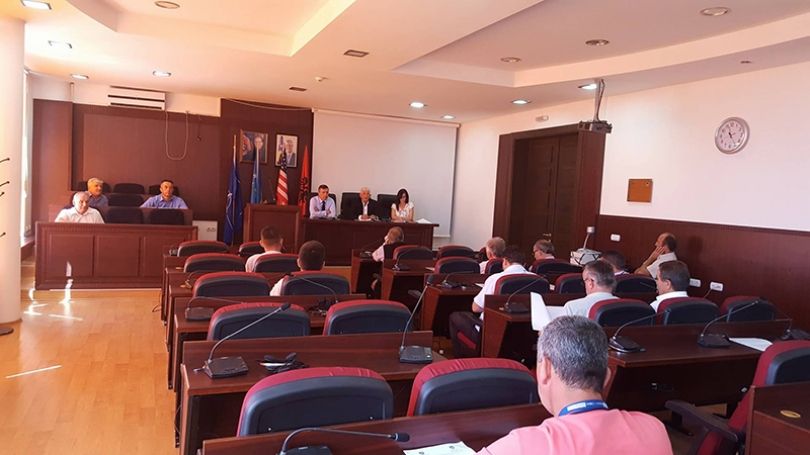 Në Istog u debatua për tarifat e reja të tatimit në pronën e paluajtshme