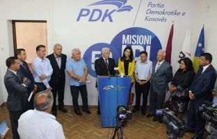 PDK prezantoi drejtorët e rinj në Prizren