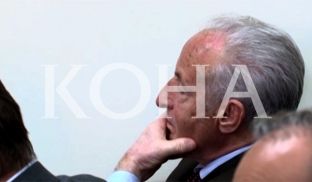 VV: Qëndrimi i mëtejmë i Mujës në krye të Prizrenit, ofendim për qytetarët