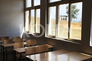 Malisheva, në vështirësi për sigurimin e inventarit shkollor