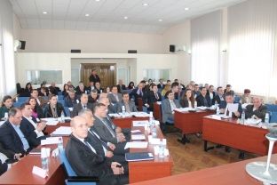 Opozita e Lipjanit kundërshton buxhetin - e cilëson projekt dëshirash të kryetarit