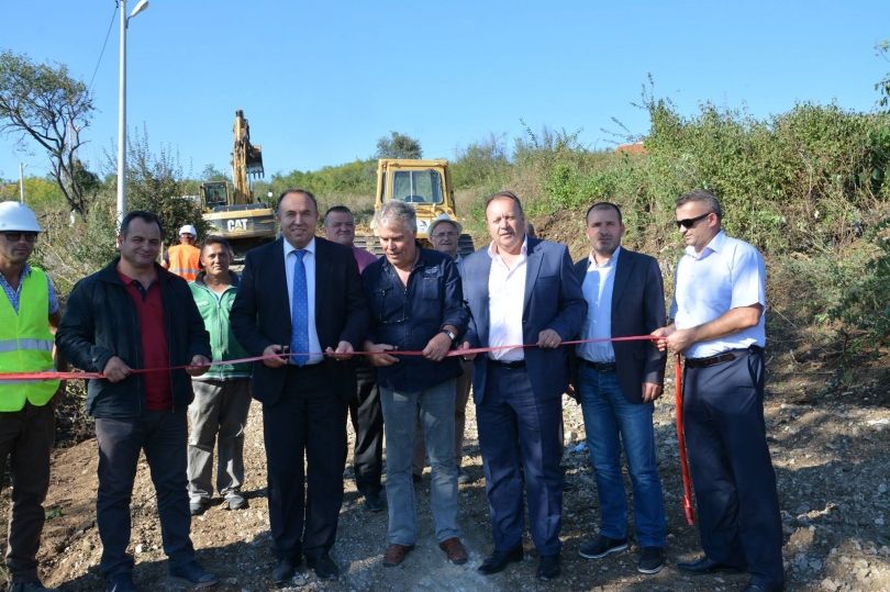  Nis asfaltimi i rrugës Klinavc-Gjurgjevik i Vogël