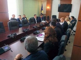 Kërkohet “dislokimi i menjëhershëm” i banorëve të Hades