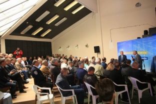 Pacolli në Kamenicë shpalos vizionin e tij për zhvillim ekonomik