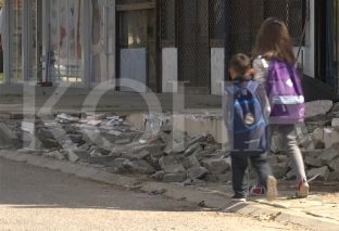  Pronari i restorantit akuzon Komunën se po ia rrëzon për hakmarrje një aneks, kjo e mohon [video]