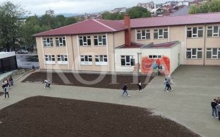 Shkolla “Arbëria” planifikon zhvendosjen e 200 nxënësve në Gjimnazin Natyror