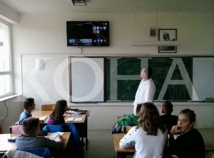 Shkolla ”Naim Frashëri” nis  aplikimin e mësimit “online”