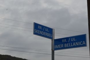 Emërtimet e rrugëve dhe vendbanimeve me gabime