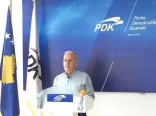 PDK-ja akuzon Ferizajn për regjistrim të nxënësve pa kritere