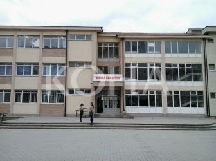 Mbipopullohen klasat e shkollës “Mihal Grameno”