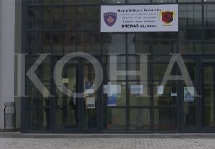 Drejtoria e Arsimit në Drenas me probleme të konkurseve [video]