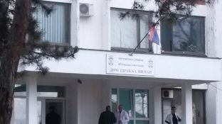 Në veri institucionet pa simbole shtetërore - Kosova quhet krahinë e Serbisë
