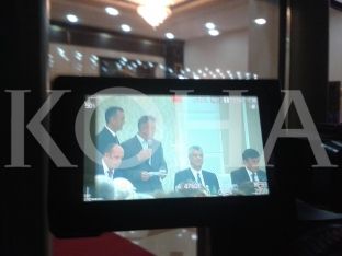 Thaçi e Bajrami në darkë me mësimdhënës të Drenasit