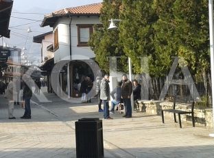 Peja ndalon tregtimin në Çarshinë e Gatë