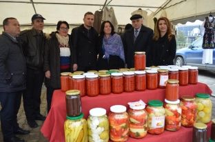 Në Malishevë u hap panairi artizanal dhe i produkteve vendore
