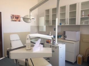 Shkolla “Ramadan Rexhepi” pajiset me karrige stomatologjike