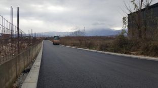 Vazhdojnë investimet në infrastrukturën rrugore të Xërxes