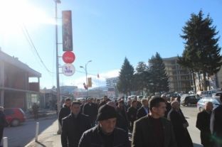 UNHCR e shqetësuar për incidentin në Deçan, lavdëron policinë