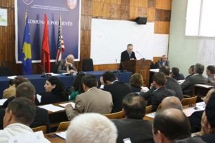 PDK-ja kërkon t’i merret mandati këshilltarit të vet