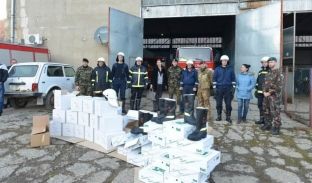 KFOR-i dhuron donacion për zjarrfikësit e Zubin Potokut