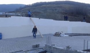 Ndërpriten punimet në kompleksin “Uilliam Valker” të Reçakut