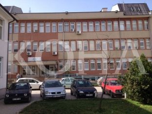 Qendra Kryesore Mjekësore e Ferizajt prej 3 javësh pa material shpenzues