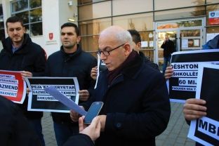  Vetëvendosje: Dështimet dhe keqpërdorimet e Gazmend Muhaxherit