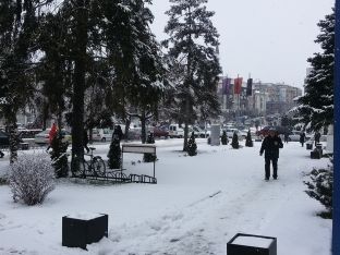 Greva e punonjësve lë banorët pa shërbimet kryesore të pastrimit