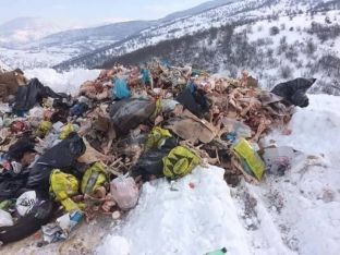 Zhuri ankohet për deponinë e mbeturinave organike