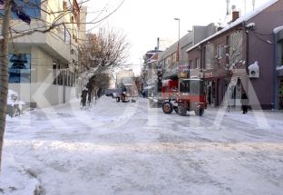 Aksion për pastrimin e rrugëve që çojnë te objektet shkollore
