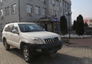 Komuna e Rahovecit ka pranuar edhe një veturë donacion nga UNMIK-u