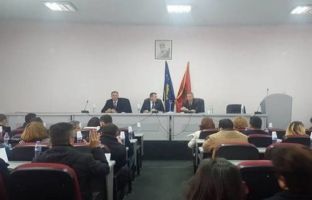 Opozita prin në inicimin e çështjeve në Kuvendin e Suharekës