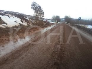 Rrugët e 6 fshatrave dëmtohen nga makineria e rëndë e “Bechtel Enkas”