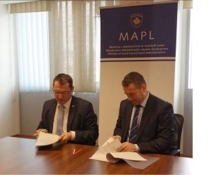Ndahen 100 mijë euro për ndriçimin publik në Rahovec